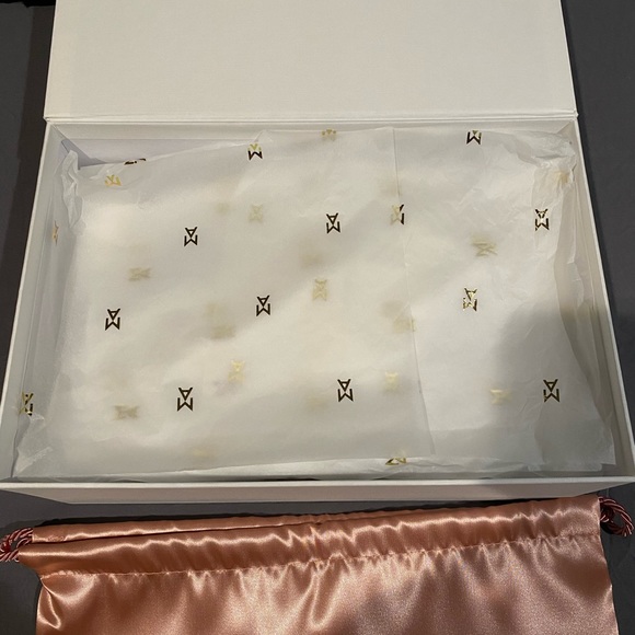 Amina Muaddi Begum Crystal PVC Light Grey Slingbacks - Picture 9 of 16